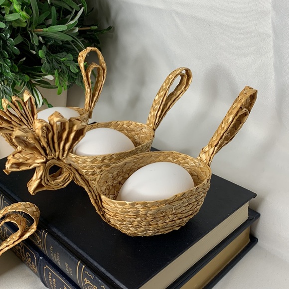 Set of 5 vintage straw chicken shaped Easter Egg egg cups / holders / cozy - Picture 5 of 14